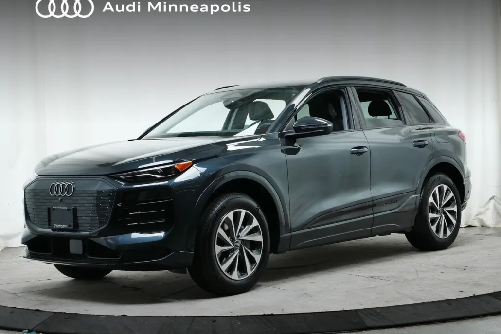 2025 Audi Q6 E-tron Premium photo 1