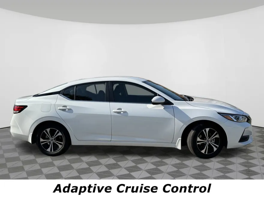 2022 Nissan Sentra SV photo 1