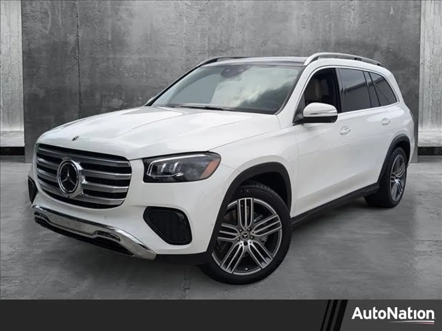 2025 Mercedes Benz GLS 450 4MATIC photo 1