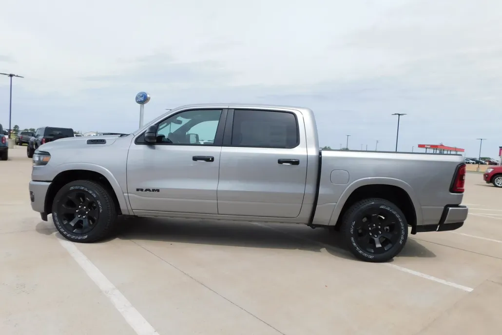 2025 Ram 1500 Big Horn photo 1