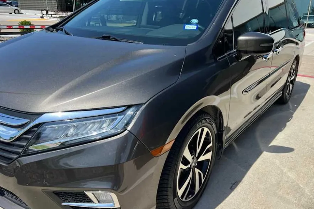 2018 Honda Odyssey Elite photo 1