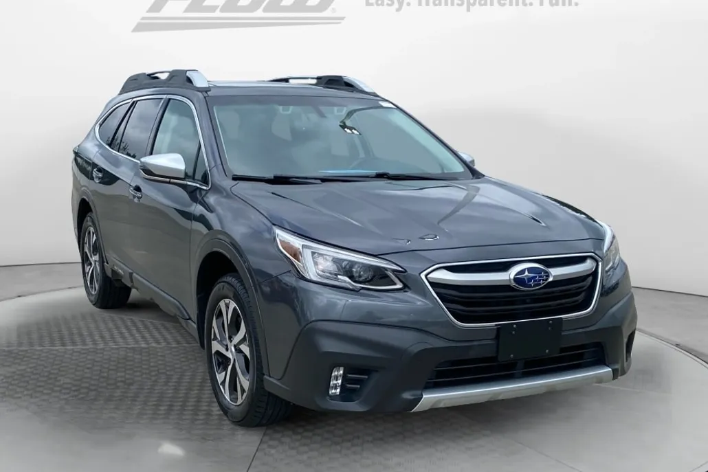 2021 Subaru Outback Touring photo 1