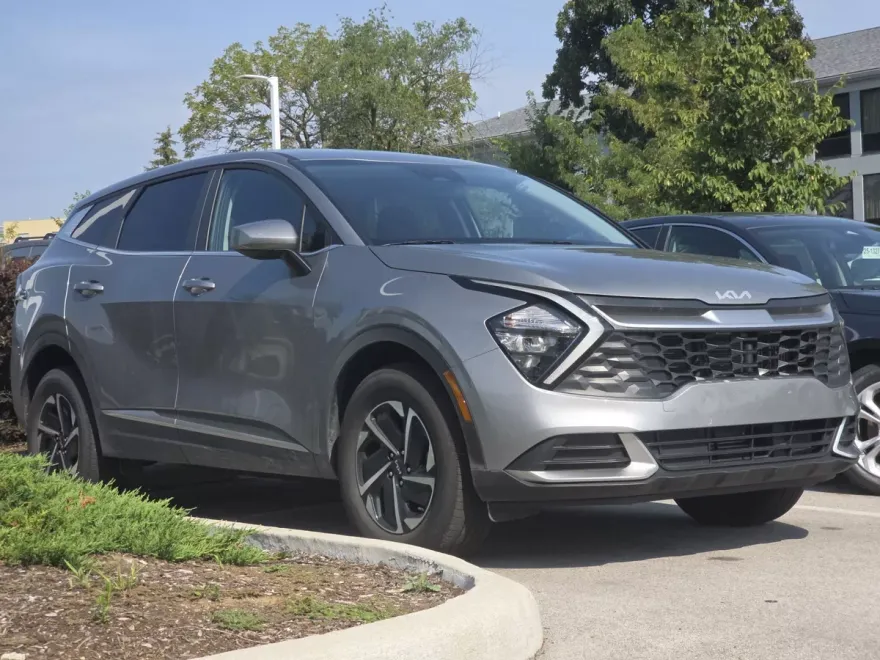 2023 Kia Sportage Hybrid LX photo 1