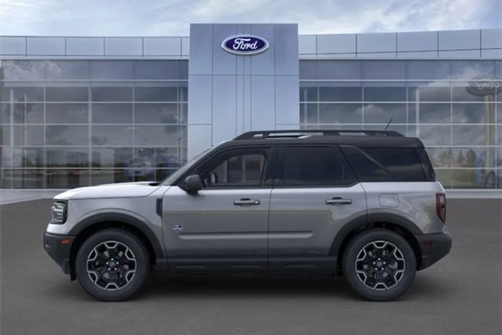 2025 Ford Bronco Sport Outer Banks photo 1