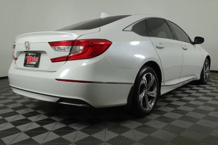 2019 Honda Accord EX-L 1.5T photo 1