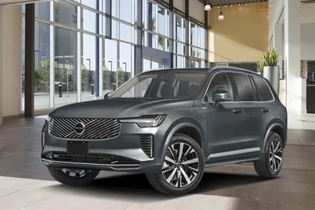 2026 Volvo XC90 AWD Plus photo 1