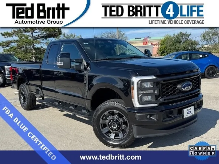2024 Ford F-250 photo 1