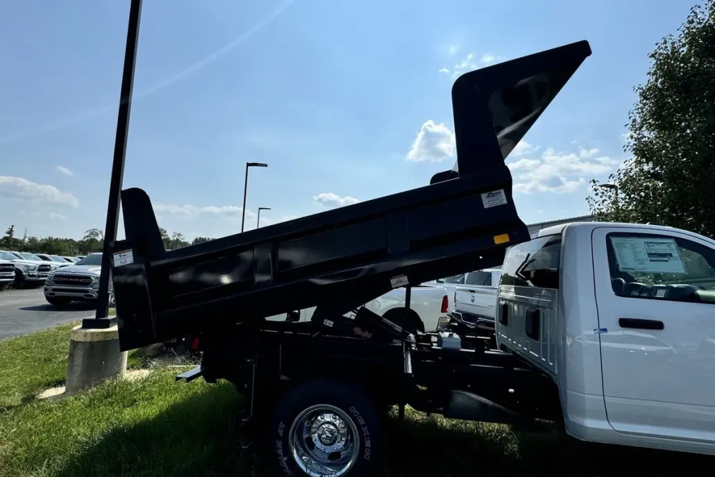 2024 Ram 3500 Tradesman photo 1