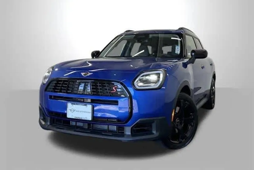 2025 Mini Countryman S ALL4 photo 1