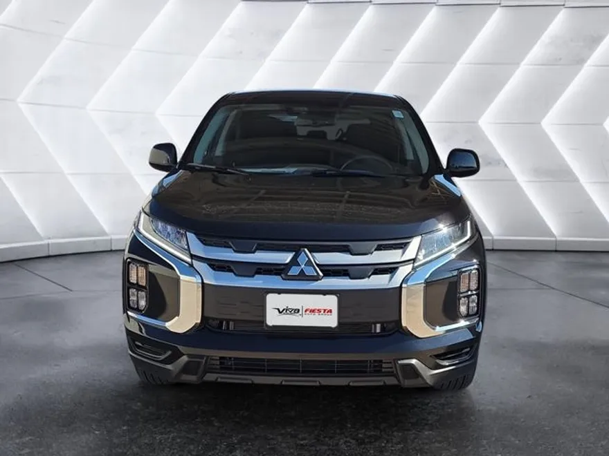 2025 Mitsubishi Outlander Sport S photo 1