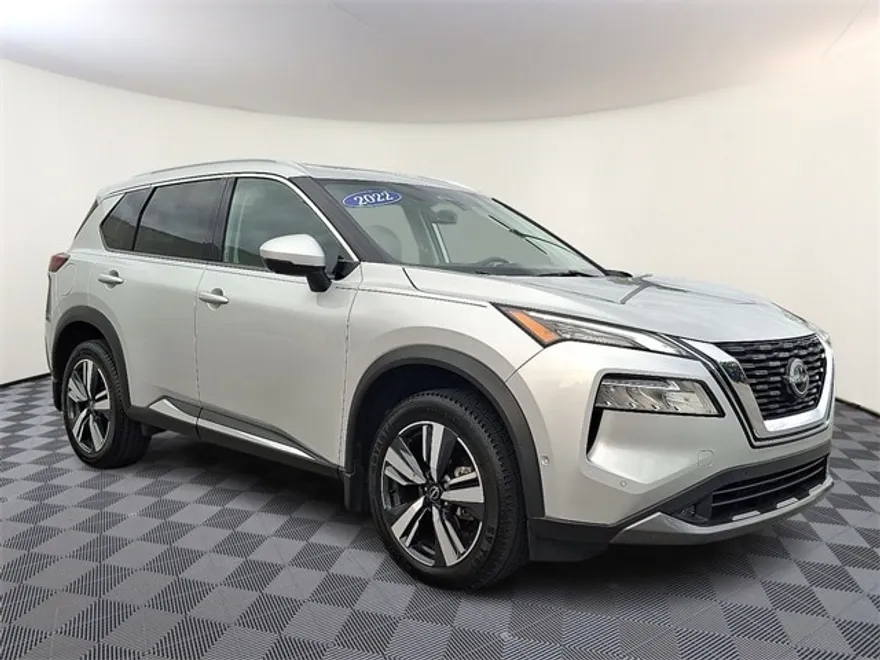 2022 Nissan Rogue SL photo 1