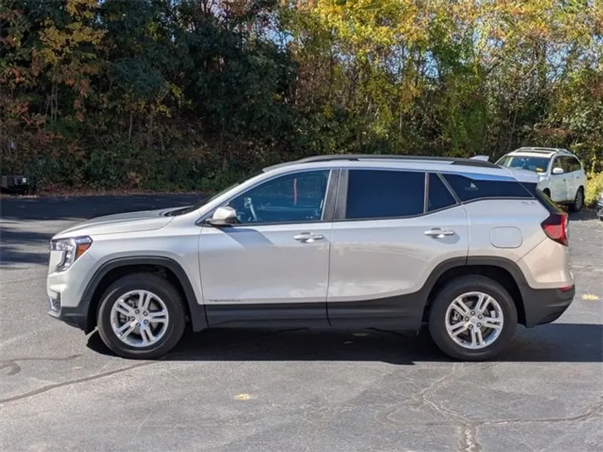 2022 Gmc Terrain SLE photo 1