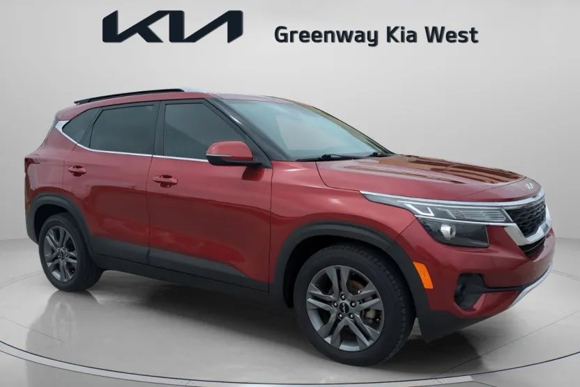 2023 Kia Seltos S photo 1