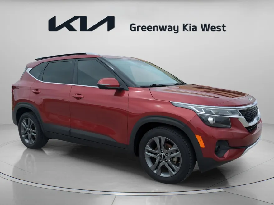 2023 Kia Seltos S photo 1