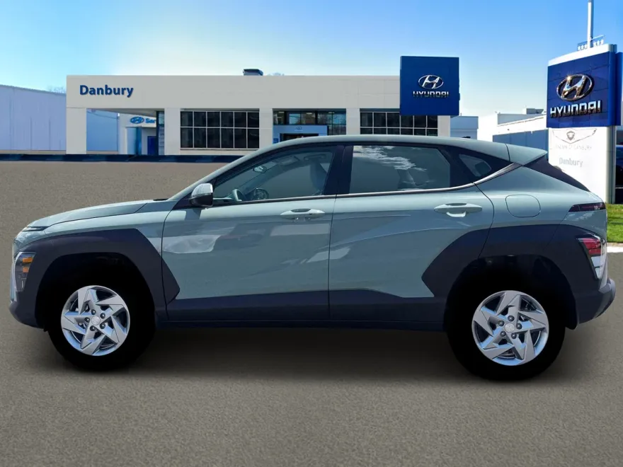 2026 Hyundai Kona SE photo 1