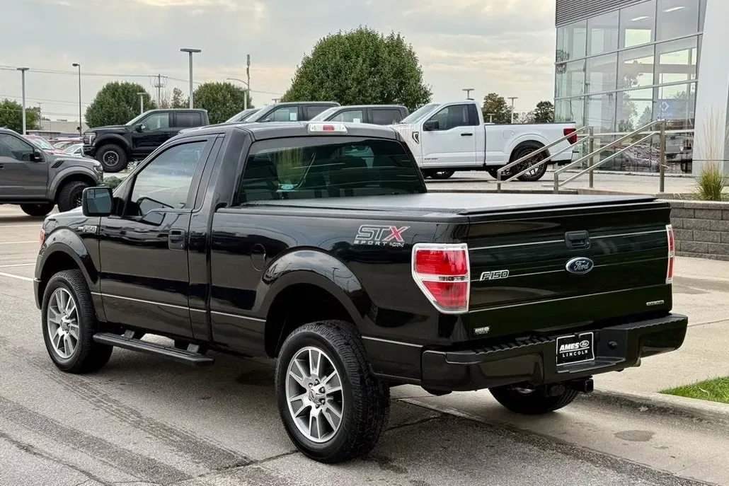 2014 Ford F-150 STX photo 1