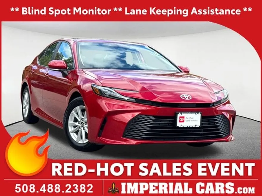 2025 Toyota Camry LE photo 1