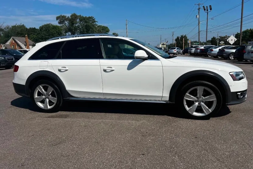 2015 Audi A4 Allroad Quattro Premium photo 1