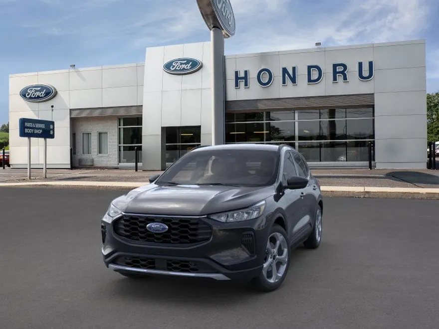 2025 Ford Escape ST-Line photo 1