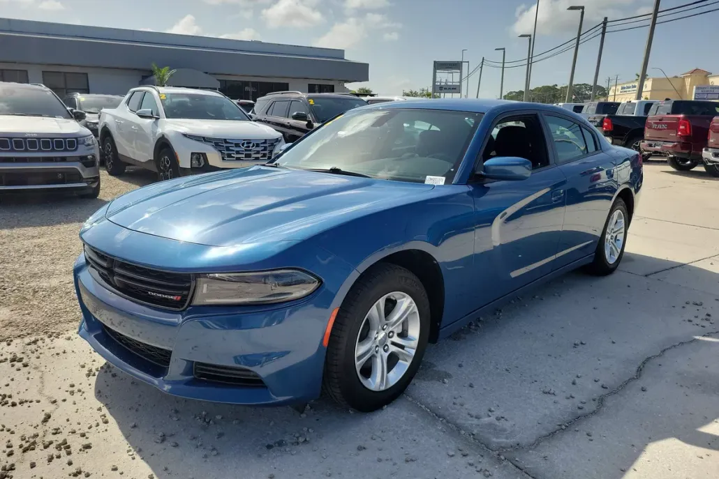 2022 Dodge Charger SXT photo 1
