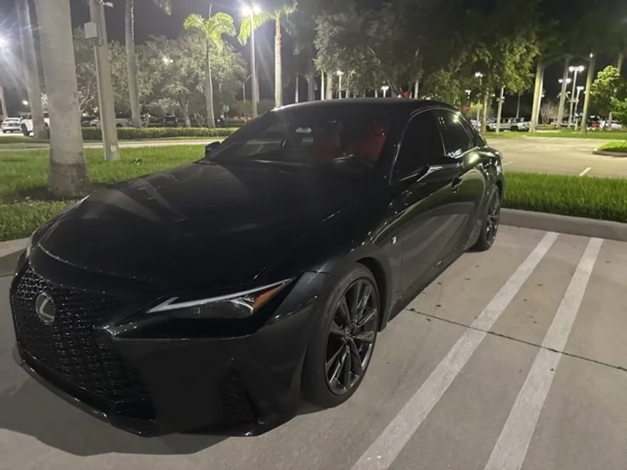 2024 Lexus IS 300 F SPORT photo 1