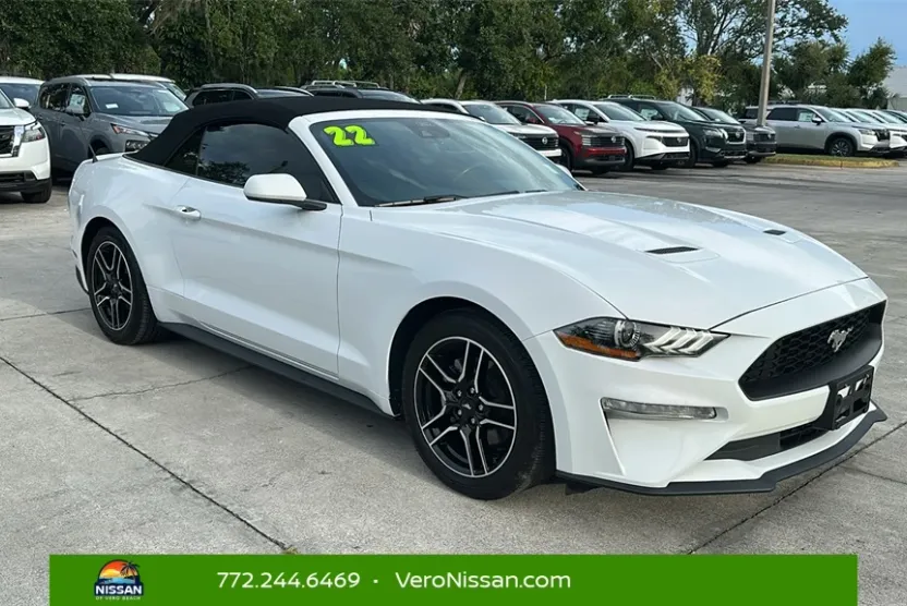 2022 Ford Mustang EcoBoost Premium photo 1