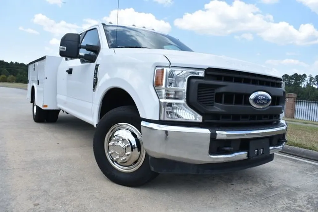 2020 Ford F-350 XL photo 1