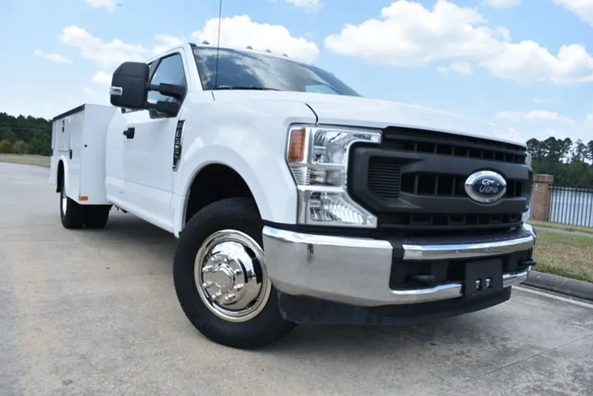 2020 Ford F-350 XL photo 1