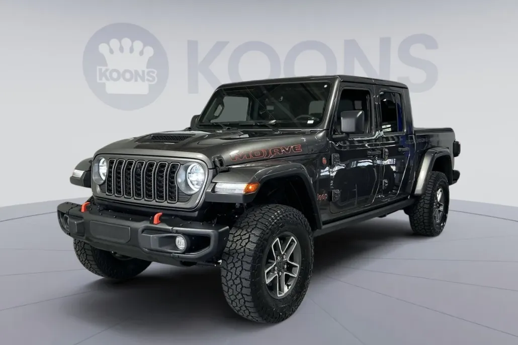 2025 Jeep Gladiator Mojave photo 1