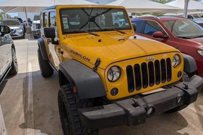 2015 Jeep Wrangler Unlimited Rubicon photo 1