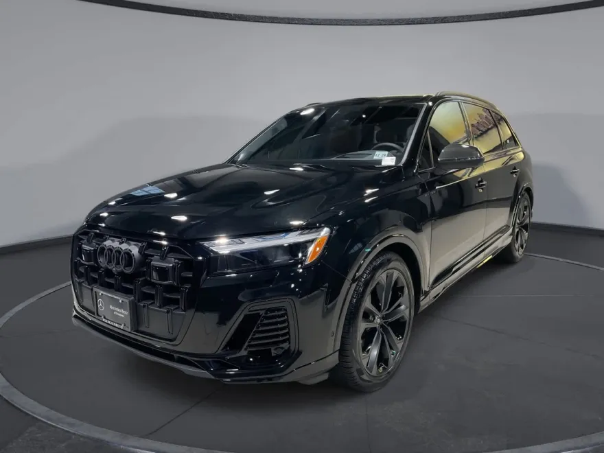 2025 Audi Q7 55 Premium photo 1