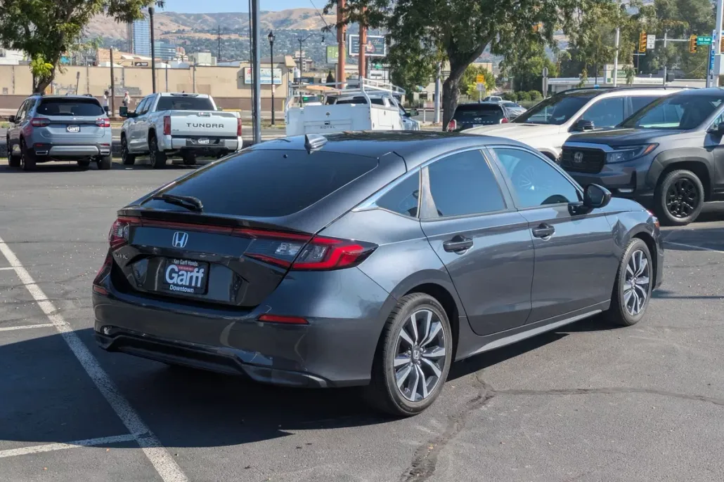 2022 Honda Civic Hatchback EX-L photo 1