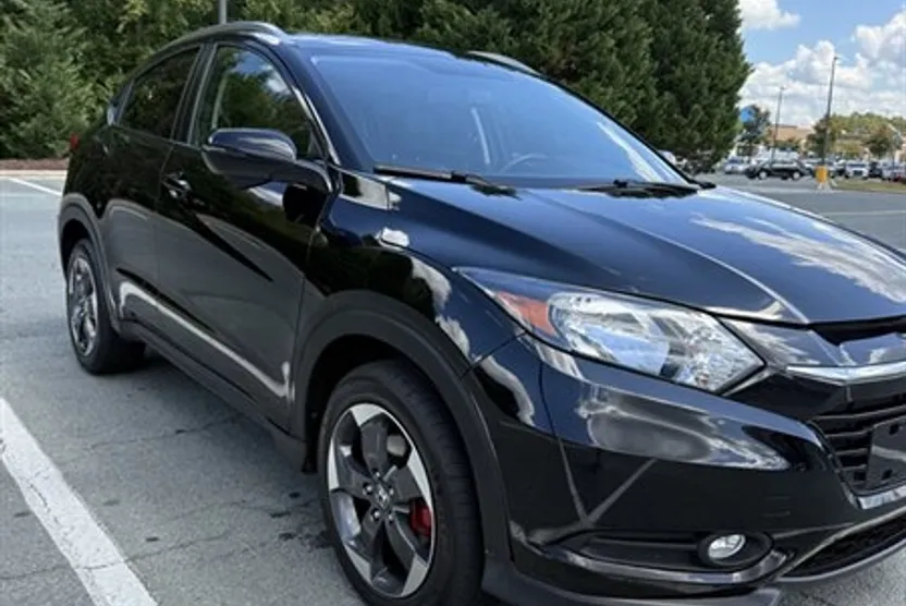 2018 Honda HR-V EX-L photo 1