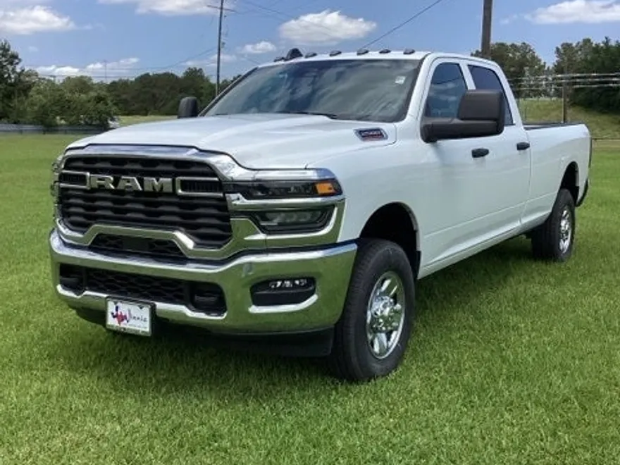 2025 Ram 2500 Tradesman photo 1