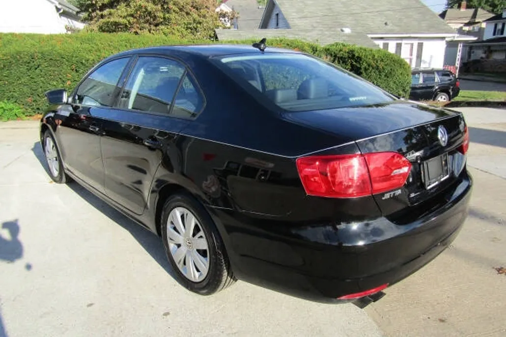 2014 Volkswagen Jetta SE photo 1