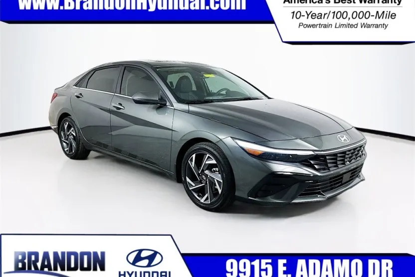 2025 Hyundai Elantra Limited photo 1