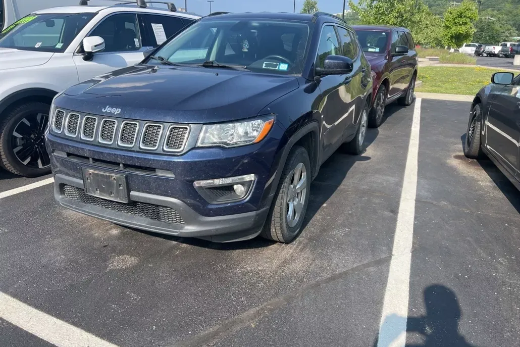 2018 Jeep Compass Latitude photo 1