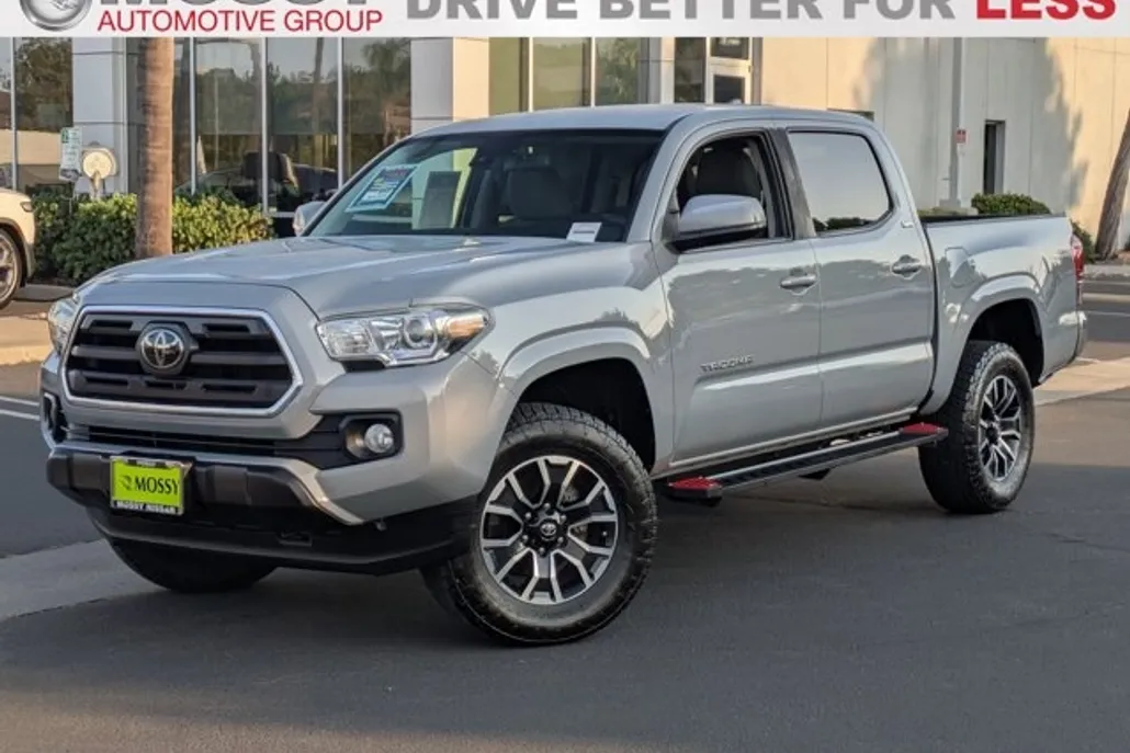 2019 Toyota Tacoma SR5 photo 1