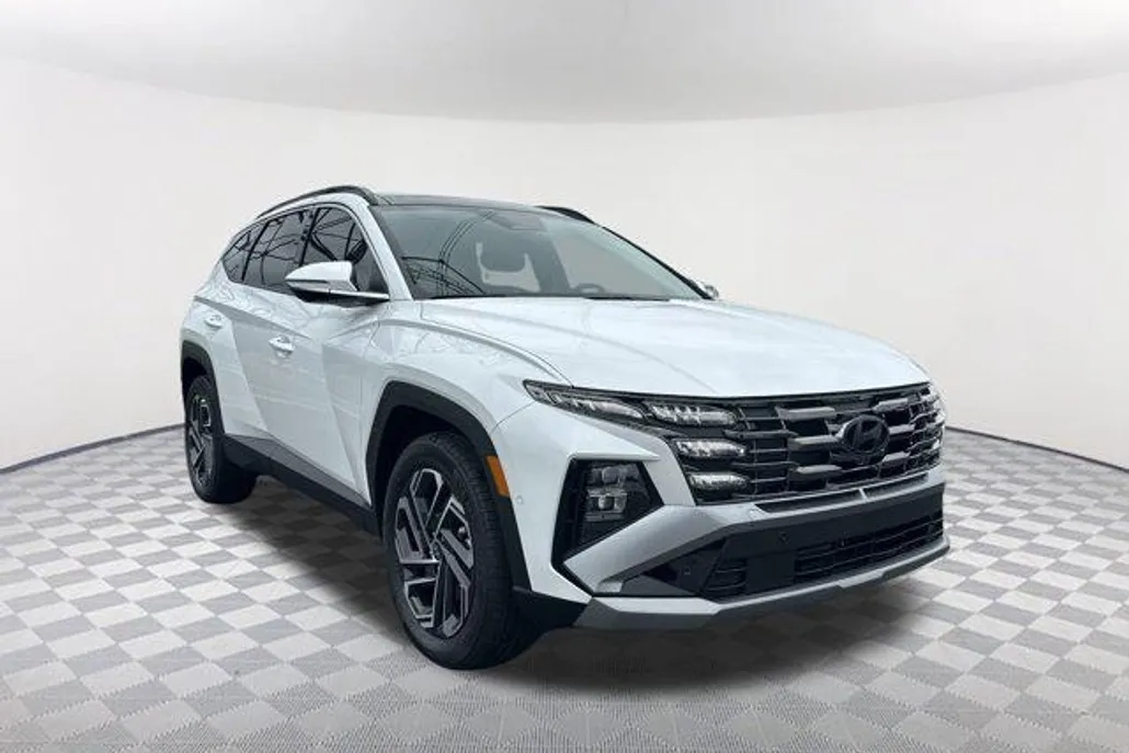 2025 Hyundai Tucson Limited photo 1