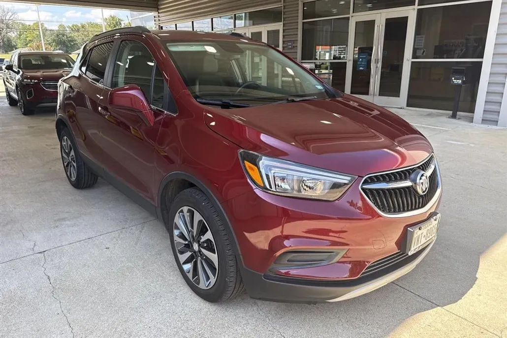 2022 Buick Encore Preferred photo 1