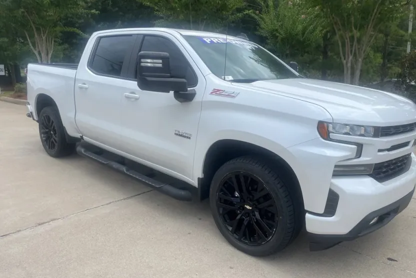 2020 Chevrolet Silverado 1500 RST photo 1