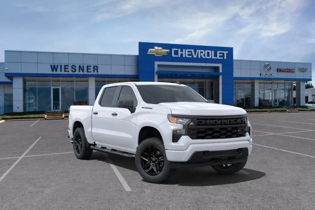 2025 Chevrolet Silverado Custom photo 1