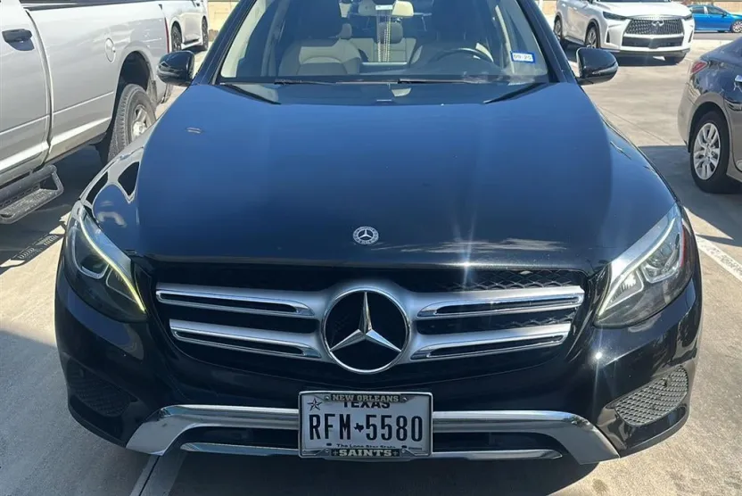 2018 Mercedes Benz GLC 300 photo 1