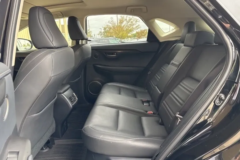 2015 Lexus NX 200t Luxury photo 1