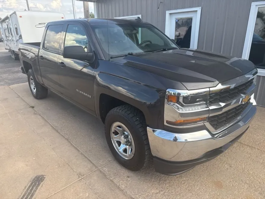 2016 Chevrolet Silverado 1500 photo 1