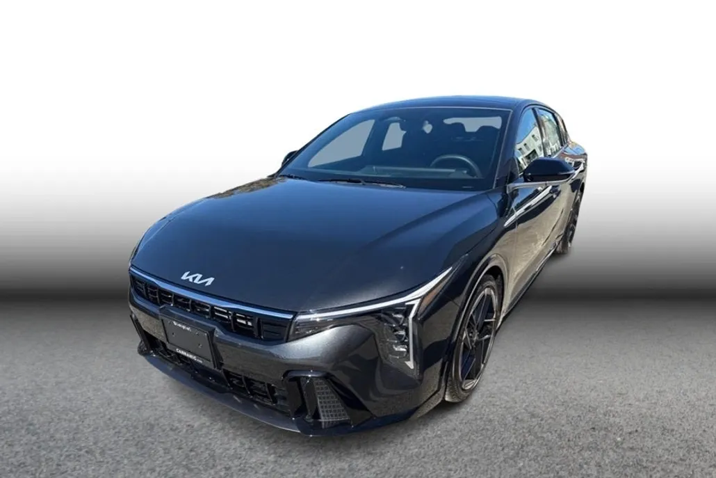 2025 Kia K4 GT-Line GT-Line photo 1