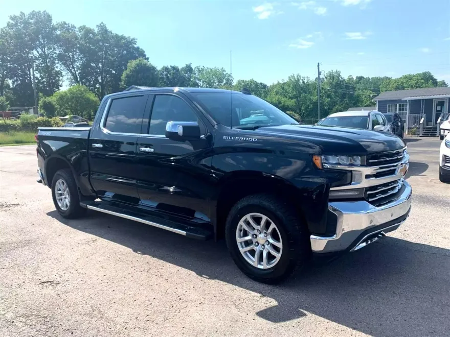 2020 Chevrolet Silverado 1500 LTZ photo 1
