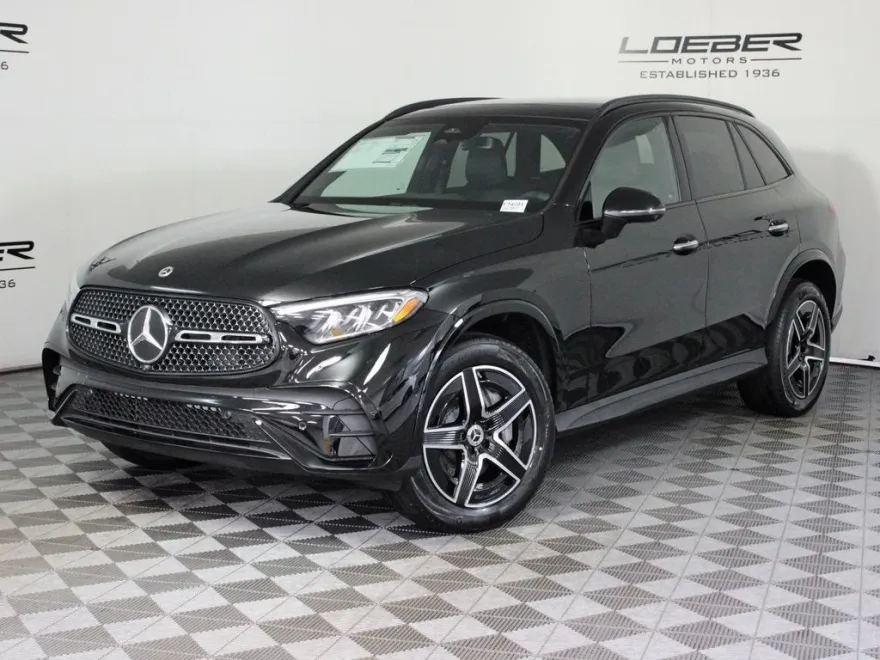 2025 Mercedes Benz GLC 300 4MATIC photo 1