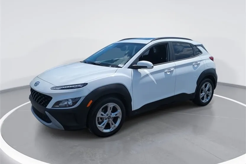2022 Hyundai Kona SEL N Line photo 1