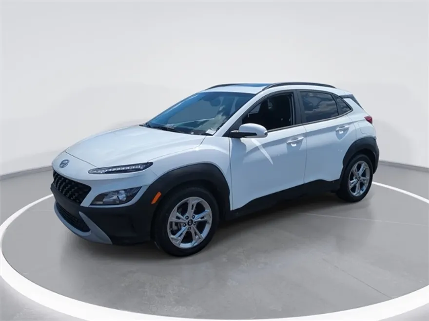 2022 Hyundai Kona SEL N Line photo 1